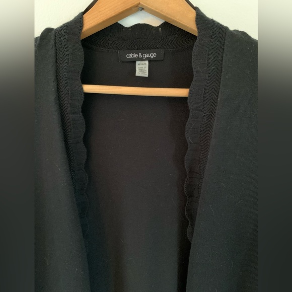 Cable and Gauge draped open-front cardigan - Picture 2 of 4